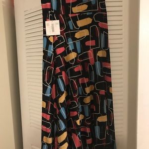 NWT Small Maxi skirt. LulaRoe